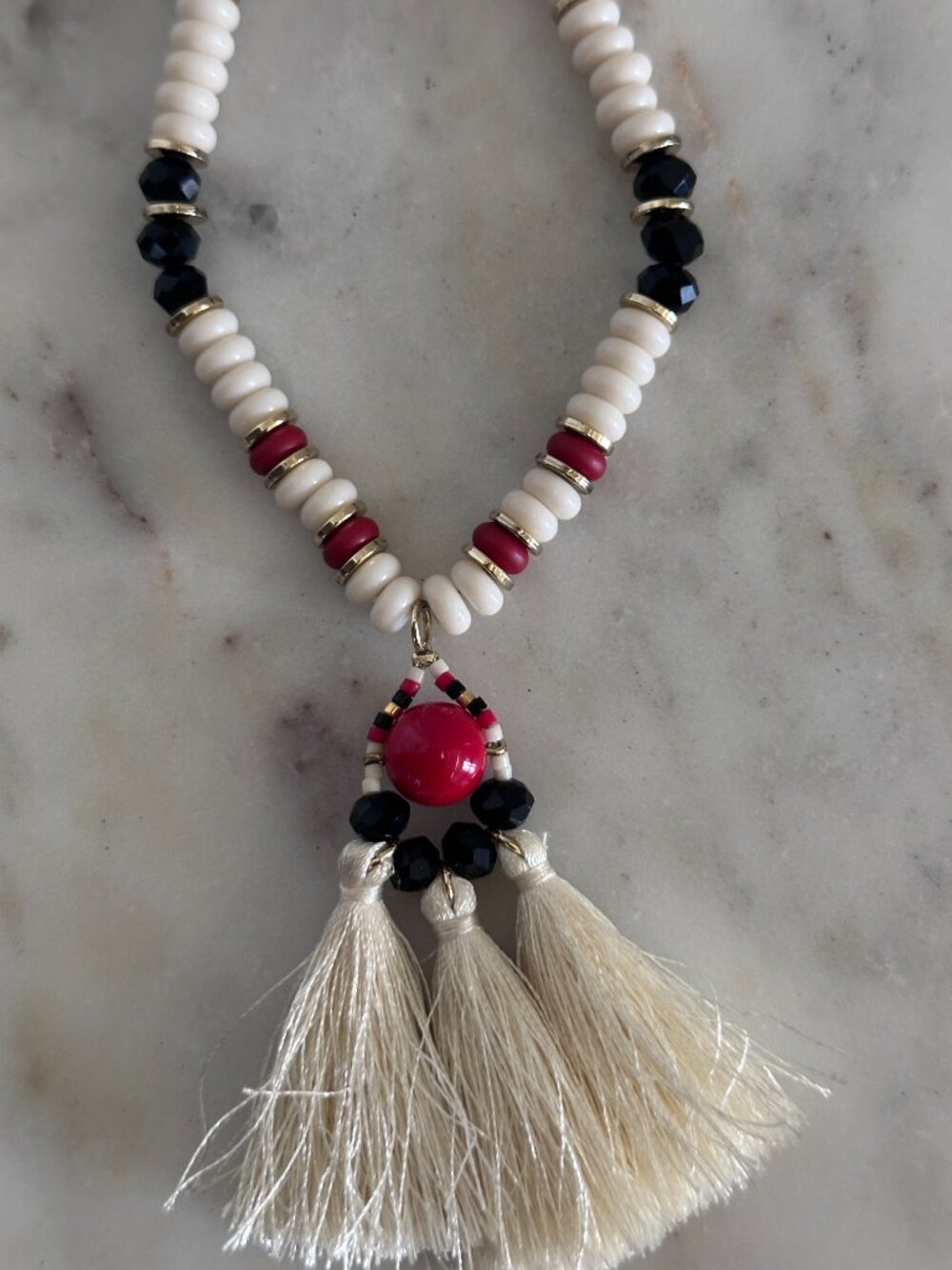 Sézane Rosa necklace in ecru, OS ~ NWOT!